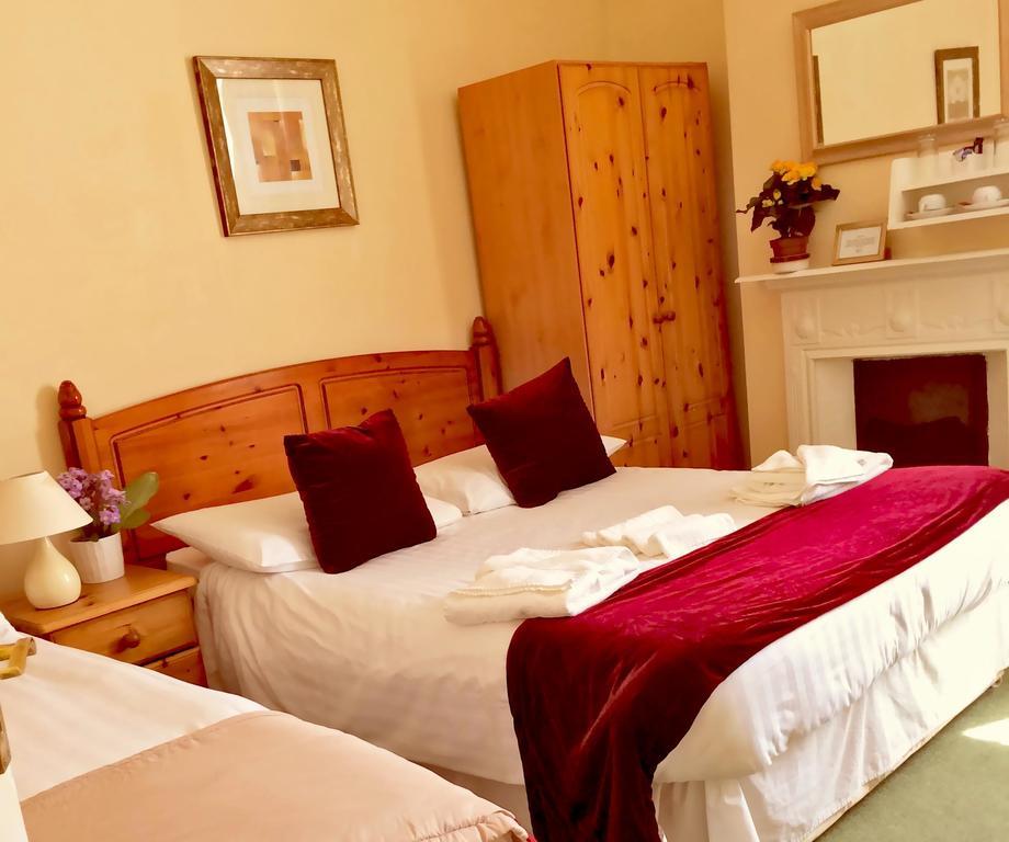 Tara Hall Accommodation Дън Лийри Стая снимка